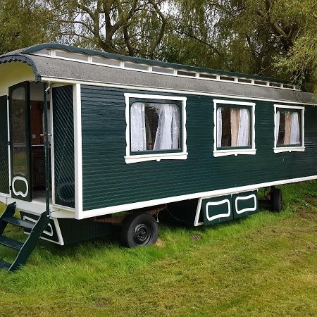 Gipsy Home Nieuwleusen エクステリア 写真